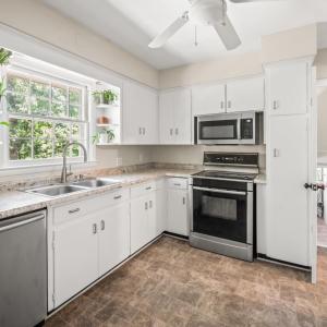 Photo #14 of 933 Rothowood Road, Lynchburg, VA 0.9 acres