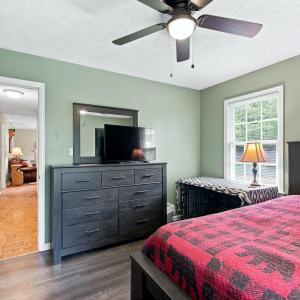 Photo #29 of 118 York Drive, Madison Heights, VA 0.9 acres