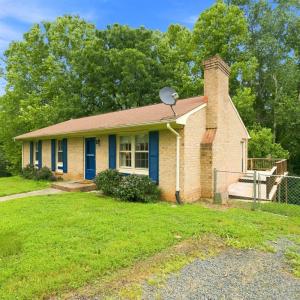 Photo #8 of 118 York Drive, Madison Heights, VA 0.9 acres