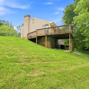 Photo #11 of 118 York Drive, Madison Heights, VA 0.9 acres