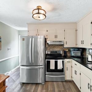 Photo #23 of 118 York Drive, Madison Heights, VA 0.9 acres