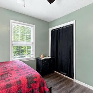 Photo #31 of 118 York Drive, Madison Heights, VA 0.9 acres