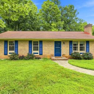 Photo #7 of 118 York Drive, Madison Heights, VA 0.9 acres
