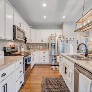 Photo #18 of 1271 Hupps Hill Lane, Forest, VA 0.2 acres