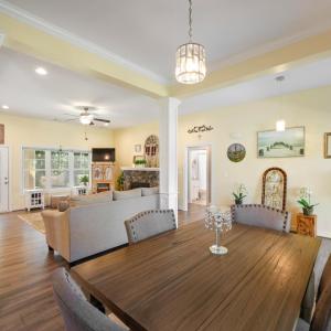 Photo #12 of 1240 Gladden Circle, Forest, VA 1.0 acres