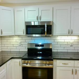 A ton of natural light, but so many lighted areas for beauty and functionality