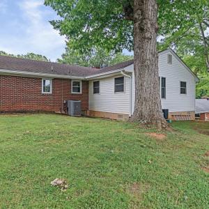 Photo #4 of 1214 Hill Dr, Bedford, VA 0.3 acres