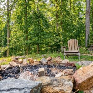 Photo #40 of 2305 Hawthorne Road, Lynchburg, VA 0.6 acres