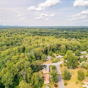 Photo #48 of 2305 Hawthorne Road, Lynchburg, VA 0.6 acres