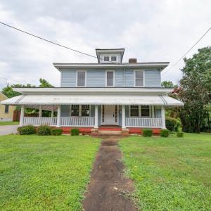Photo #29 of 5040 Fort Ave, Lynchburg, VA 0.4 acres