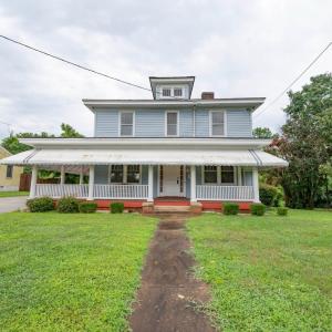 Photo #2 of 5040 Fort Ave, Lynchburg, VA 0.4 acres