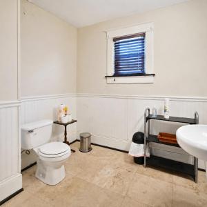 Photo #31 of 5040 Fort Ave, Lynchburg, VA 0.4 acres