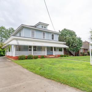 Photo #3 of 5040 Fort Ave, Lynchburg, VA 0.4 acres