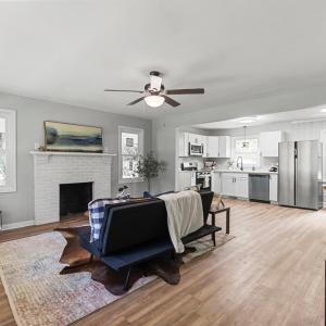 Photo #2 of 211 Grove Avenue, Madison Heights, VA 0.7 acres