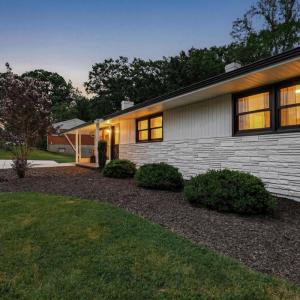 Photo #2 of 347 Winesap Road, Madison Heights, VA 0.8 acres