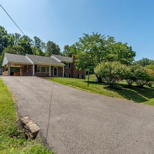 Photo #40 of 295 Westridge Circle, Lynchburg, VA 0.5 acres