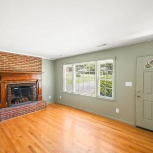 Photo #4 of 180 Fairfax Circle, Madison Heights, VA 1.5 acres