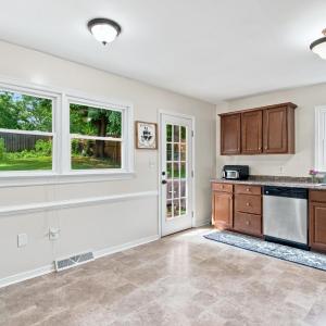 Photo #7 of 1107 Ashley Drive, Lynchburg, VA 0.3 acres