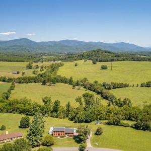 Photo #64 of 212 North Branch Road, Bedford, VA 1.1 acres