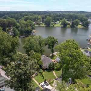 Photo #3 of 1734 Timberlake Drive, Lynchburg, VA 0.4 acres