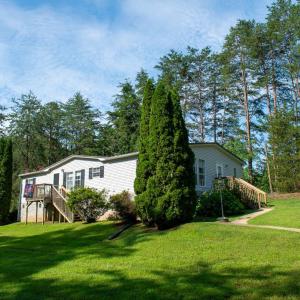 Photo #3 of 120 Windy Road, Gretna, VA 0.9 acres