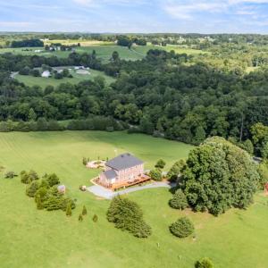 Photo #7 of 1148 Terrace View Road, Goode, VA 8.4 acres