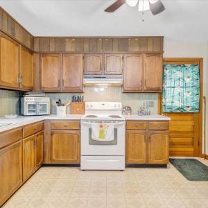Photo #10 of 119 Mayfield Drive, Lynchburg, VA 0.5 acres
