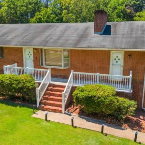 Photo #2 of 128 Lynview Drive, Lynchburg, VA 0.5 acres