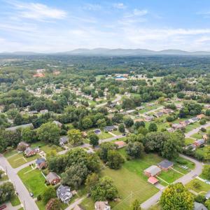 Photo #37 of 1608 Lynndale Place, Lynchburg, VA 0.3 acres