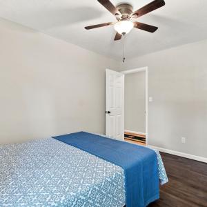 Photo #26 of 2420 Castle Place, Lynchburg, VA 0.4 acres