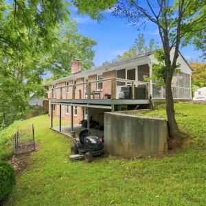 Photo #45 of 2420 Castle Place, Lynchburg, VA 0.4 acres