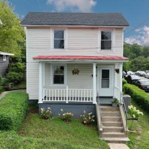 Photo #3 of 1118 Hollins Street, Lynchburg, VA 0.1 acres