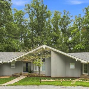 Photo #1 of 201 Howard Drive, Lynchburg, VA 2.5 acres