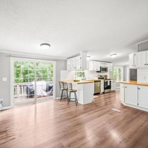 Photo #6 of 1097 Winn Drive, Moneta, VA 0.7 acres