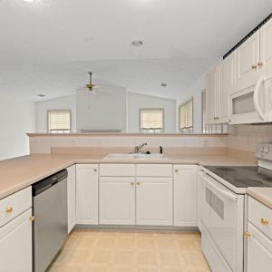 Photo #16 of 1170 Jefferson Oaks Court, Forest, VA 0.2 acres