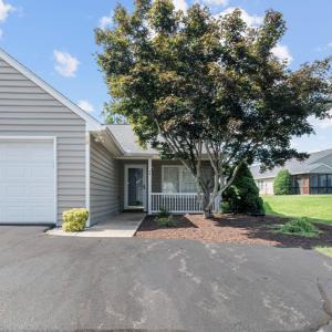 Photo #1 of 1170 Jefferson Oaks Court, Forest, VA 0.2 acres