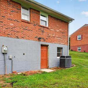 Photo #32 of 201 Westbriar Place, Madison Heights, VA 0.6 acres