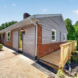 Photo #36 of 201 Westbriar Place, Madison Heights, VA 0.6 acres