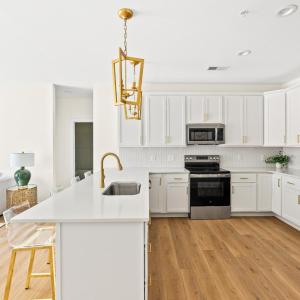 Photo #3 of 420 Capstone Drive, Lynchburg, VA