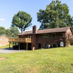 Photo #41 of 733 Spring St, Hurt, VA 1.3 acres