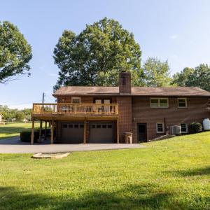 Photo #4 of 733 Spring St, Hurt, VA 1.3 acres
