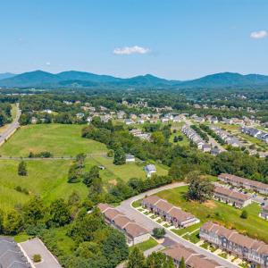 Photo #31 of 1066 Commonwealth Circle, Forest, VA 0.1 acres