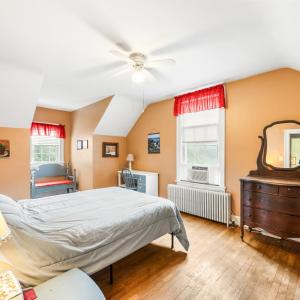 Photo #25 of 1231 Oakwood Street, Bedford, VA 1.8 acres