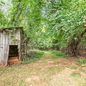 Photo #46 of 1231 Oakwood Street, Bedford, VA 1.8 acres