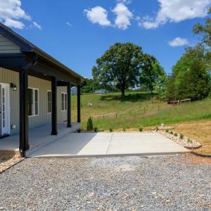 Photo #2 of 2249 Lipscomb Road, Moneta, VA 1.7 acres