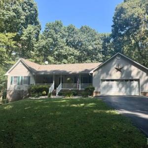 Photo #2 of 192 Holly Brook Road, Appomattox, VA 2.3 acres