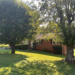 Photo #2 of 40 Wellington Drive, Lynchburg, VA 1.0 acres