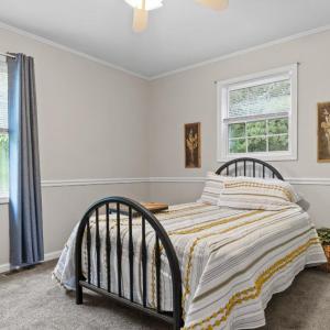 Photo #15 of 310 Webster Drive, Concord, VA 0.4 acres