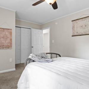 Photo #13 of 310 Webster Drive, Concord, VA 0.4 acres