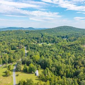 Photo #34 of 1365 Pine Crest Lane, Lynchburg, VA 5.8 acres